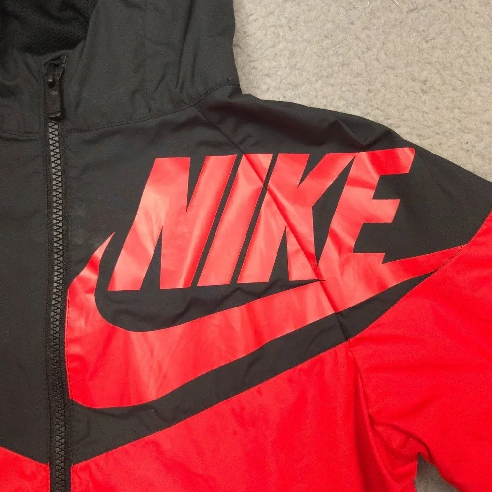 Nike Full Zip Hooded Jacket Boys Youth L Red Black Colorblock Windbreaker
